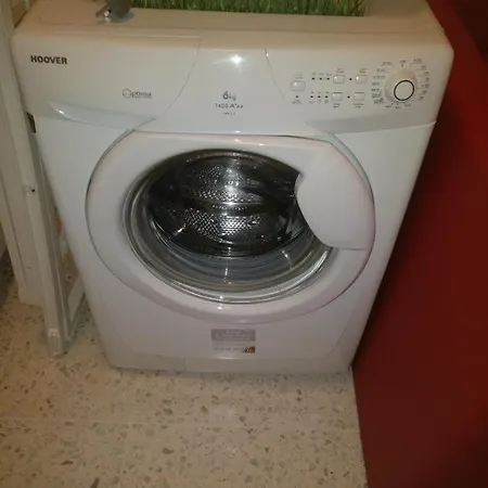 Beachfront With Seaviews No56 Award Winner Unbeatable Location For Closeness To The Sea Ideal For Guests Looking For Winter Spring And Autumn Breaks In Sunny Malta Also Ideal For Coastal Hikers Lägenhet *