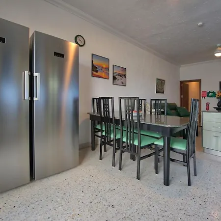 Beachfront With Seaviews No56 Award Winner Unbeatable Location For Closeness To The Sea Ideal For Guests Looking For Winter Spring And Autumn Breaks In Sunny Malta Also Ideal For Coastal Hikers *