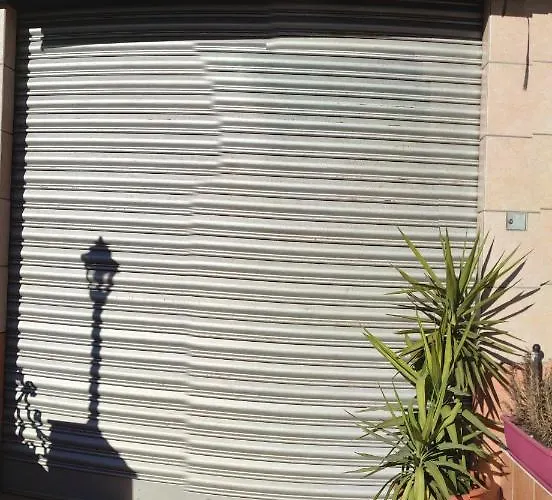 Beachfront With Seaviews No56 Award Winner Unbeatable Location For Closeness To The Sea Ideal For Guests Looking For Winter Spring And Autumn Breaks In Sunny Malta Also Ideal For Coastal Hikers شقة *