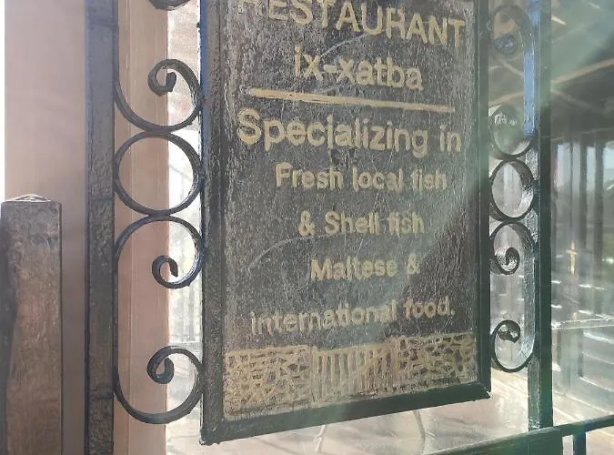 Beachfront With Seaviews No56 Award Winner Unbeatable Location For Closeness To The Sea Ideal For Guests Looking For Winter Spring And Autumn Breaks In Sunny Malta Also Ideal For Coastal Hikers المليحة