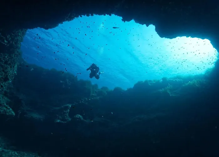 شقة Beachfront With Seaviews No56 Award Winner Unbeatable Location For Closeness To The Sea Ideal For Guests Looking For Winter Spring And Autumn Breaks In Sunny Malta Also Ideal For Coastal Hikers المليحة