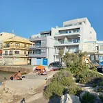 Lejlighed Beachfront With Seaviews No56 Award Winner Unbeatable Location For Closeness To The Sea Ideal For Guests Looking For Winter Spring And Autumn Breaks In Sunny Malta Also Ideal For Coastal Hikers Mellieħa