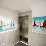 Beachfront With Seaviews No56 Award Winner Unbeatable Location For Closeness To The Sea Ideal For Guests Looking For Winter Spring And Autumn Breaks In Sunny Malta Also Ideal For Coastal Hikers Lejlighed