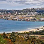 Beachfront With Seaviews No56 Award Winner Unbeatable Location For Closeness To The Sea Ideal For Guests Looking For Winter Spring And Autumn Breaks In Sunny Malta Also Ideal For Coastal Hikers Mellieħa