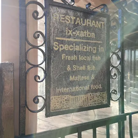 Beachfront With Seaviews No56 Award Winner Unbeatable Location For Closeness To The Sea Ideal For Guests Looking For Winter Spring And Autumn Breaks In Sunny Malta Also Ideal For Coastal Hikers Mellieħa