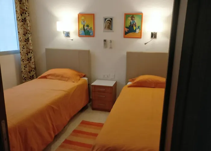 Beachfront With Seaviews No56 Award Winner Unbeatable Location For Closeness To The Sea Ideal For Guests Looking For Winter Spring And Autumn Breaks In Sunny Malta Also Ideal For Coastal Hikers Mellieħa