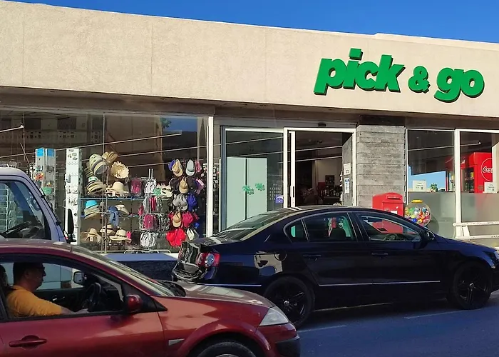 Beachfront With Seaviews No56 Award Winner Unbeatable Location For Closeness To The Sea Ideal For Guests Looking For Winter Spring And Autumn Breaks In Sunny Malta Also Ideal For Coastal Hikers Διαμέρισμα Mellieħa