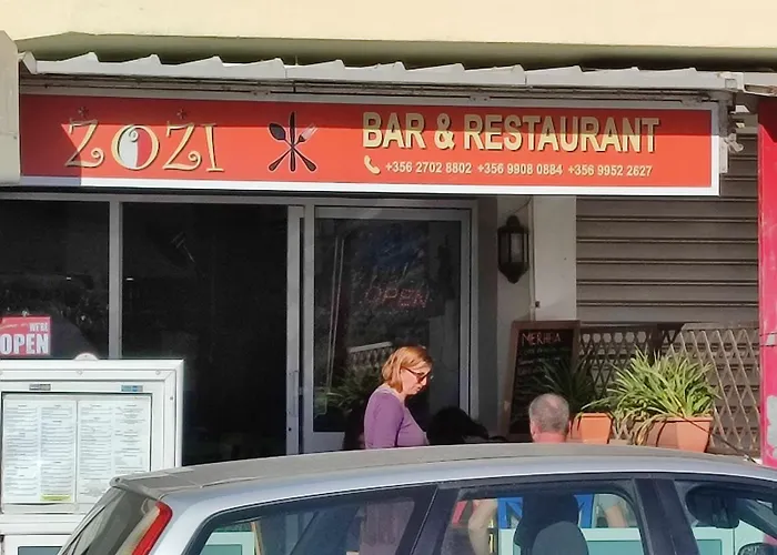 Beachfront Seaview Haven: Malta's Coastal Retreat