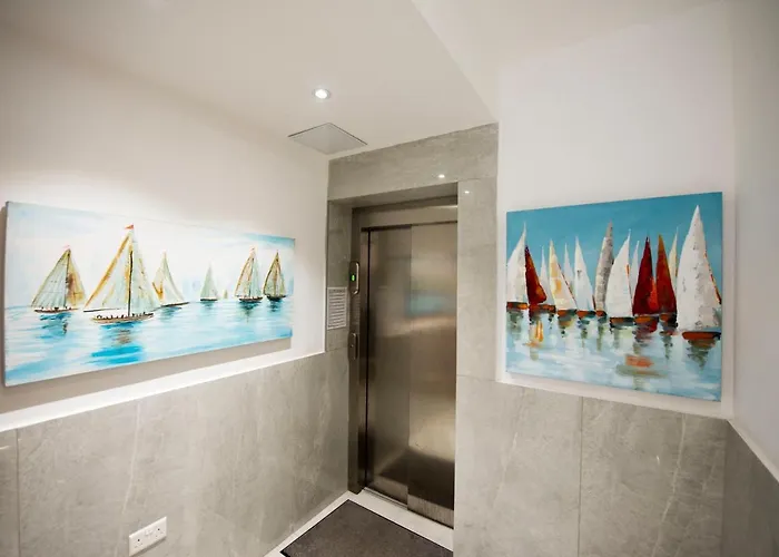 Beachfront With Seaviews No56 Award Winner Unbeatable Location For Closeness To The Sea Ideal For Guests Looking For Winter Spring And Autumn Breaks In Sunny Malta Also Ideal For Coastal Hikers Διαμέρισμα