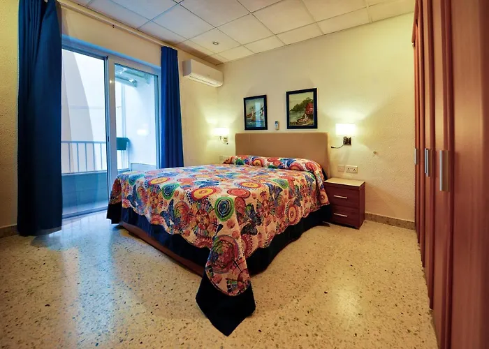 Apartment Beachfront Seaview Haven: Malta's Coastal Retreat Mellieha