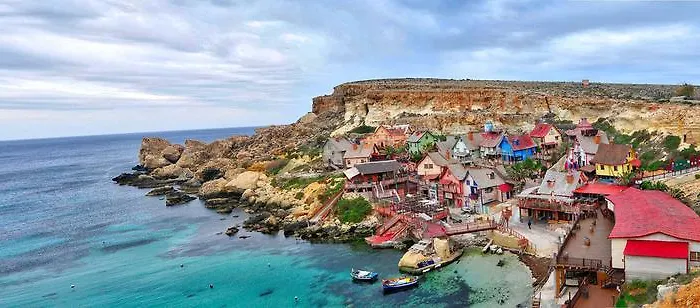 Διαμέρισμα Beachfront With Seaviews No56 Award Winner Unbeatable Location For Closeness To The Sea Ideal For Guests Looking For Winter Spring And Autumn Breaks In Sunny Malta Also Ideal For Coastal Hikers Mellieħa